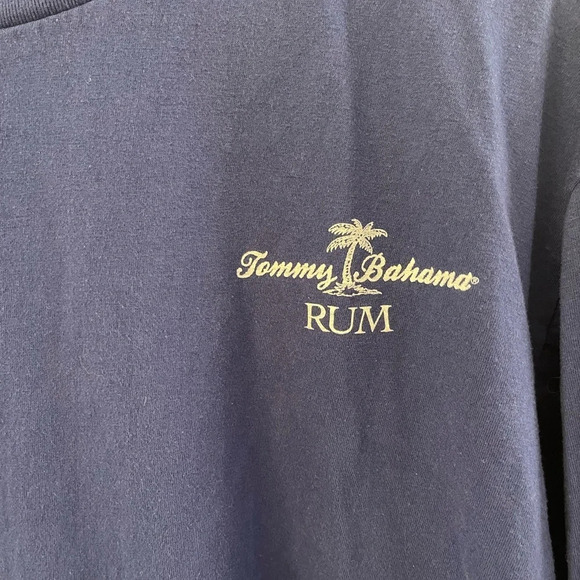 Men’s Tommy Bahama blue t-shirt Rum Taste Paradise shirt Large - Picture 3 of 6
